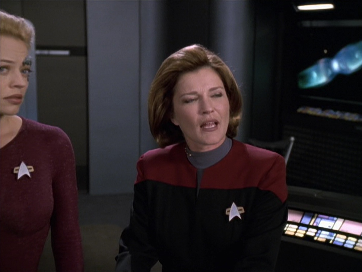 extant_StarTrek_VOY_6x13-Virtuoso_01590.jpg