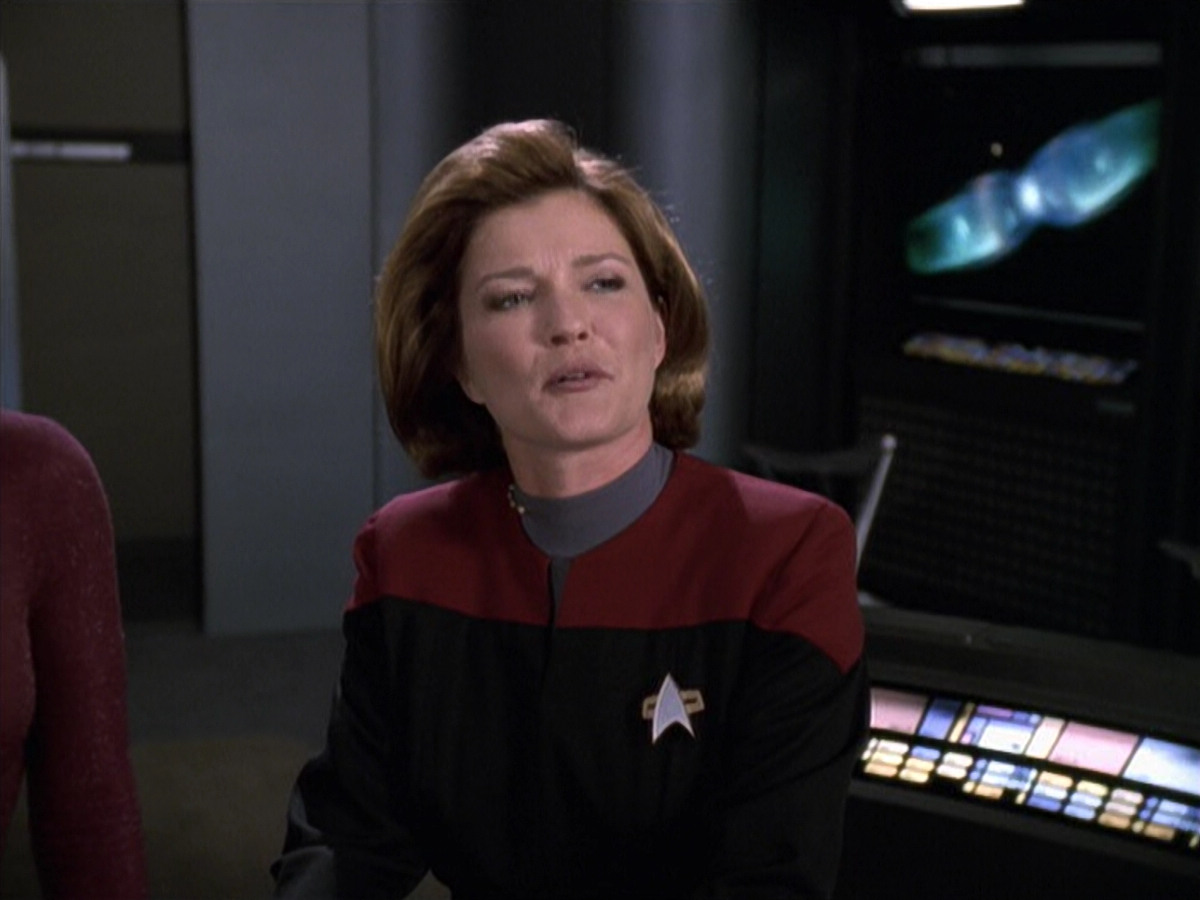 extant_StarTrek_VOY_6x13-Virtuoso_01593.jpg
