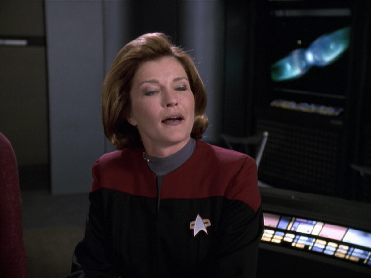 extant_StarTrek_VOY_6x13-Virtuoso_01595.jpg