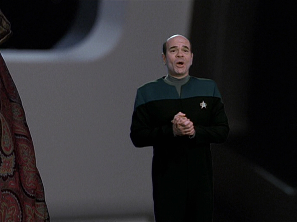 extant_StarTrek_VOY_6x13-Virtuoso_01659.jpg