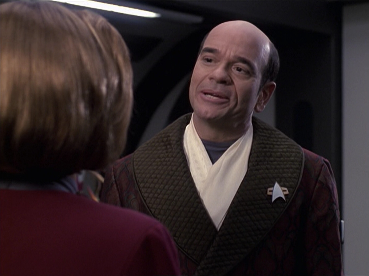 extant_StarTrek_VOY_6x13-Virtuoso_01777.jpg