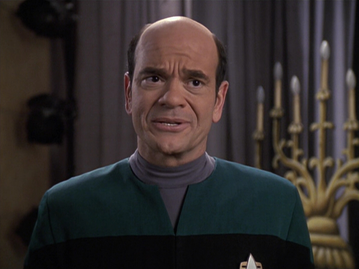 extant_StarTrek_VOY_6x13-Virtuoso_01994.jpg