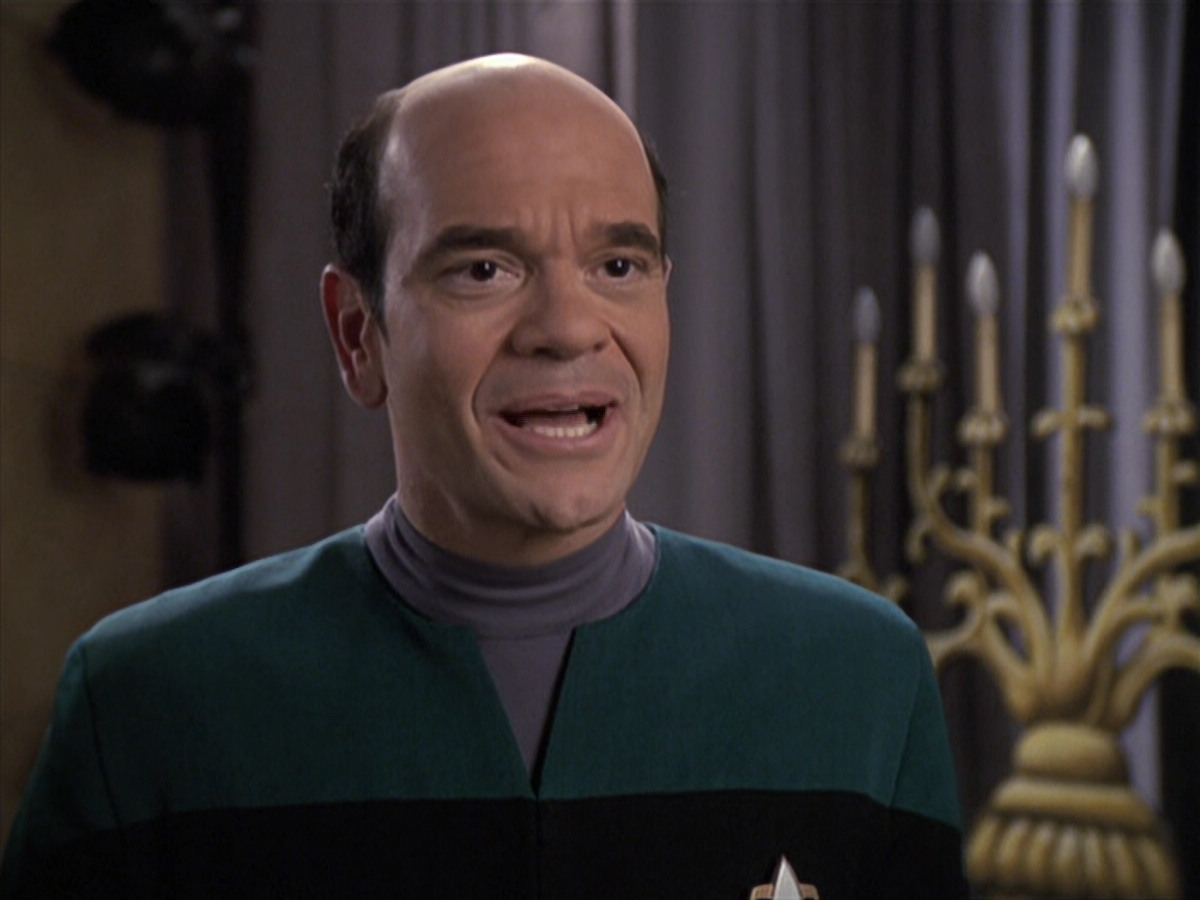 extant_StarTrek_VOY_6x13-Virtuoso_02003.jpg