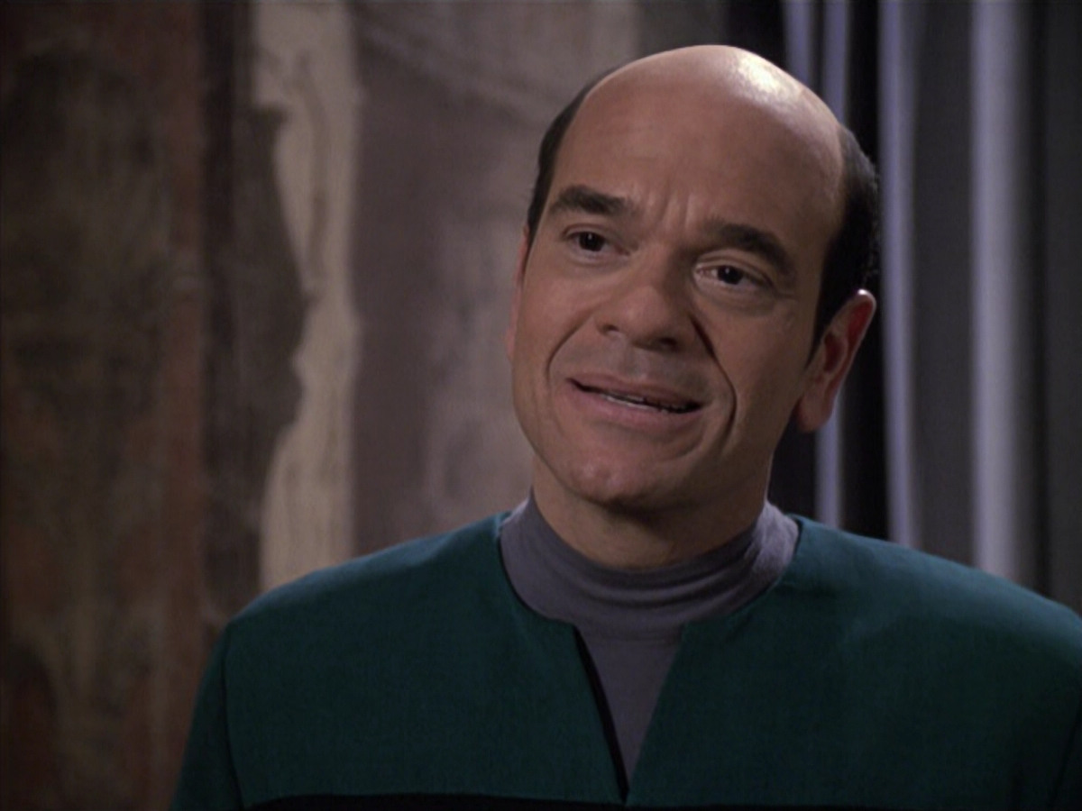 extant_StarTrek_VOY_6x13-Virtuoso_02061.jpg