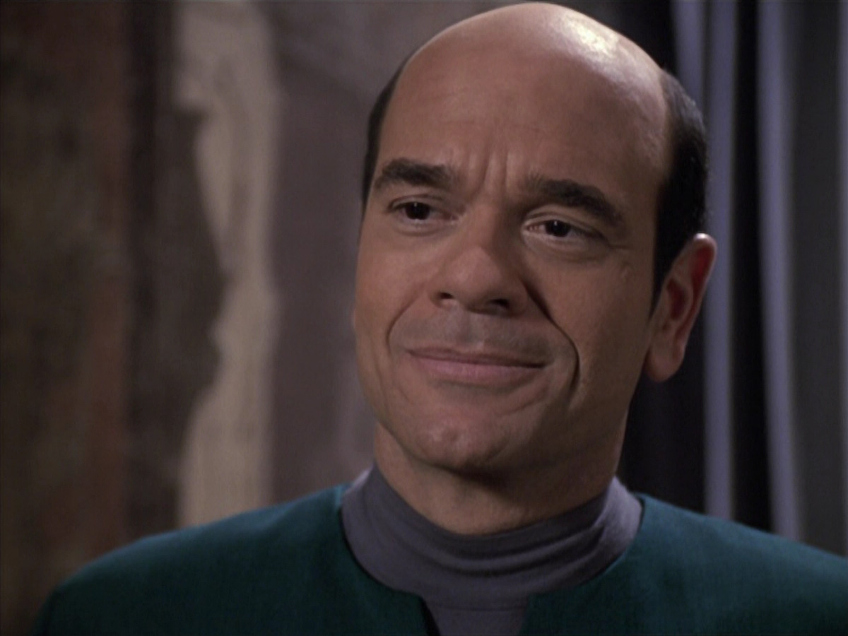 extant_StarTrek_VOY_6x13-Virtuoso_02117.jpg