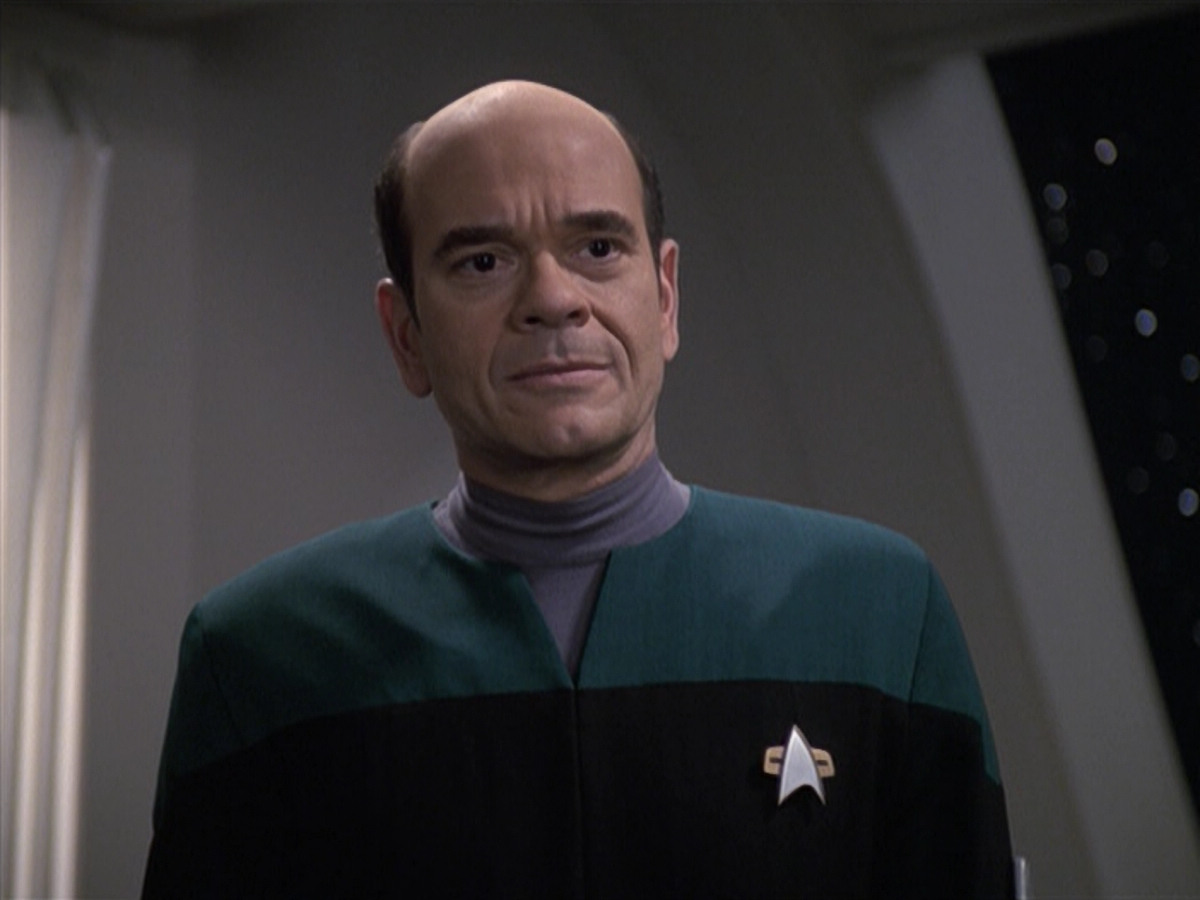 extant_StarTrek_VOY_6x13-Virtuoso_02173.jpg