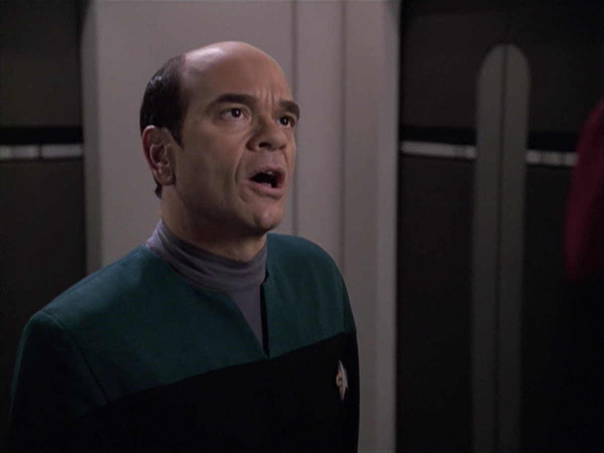 extant_StarTrek_VOY_6x13-Virtuoso_02272.jpg