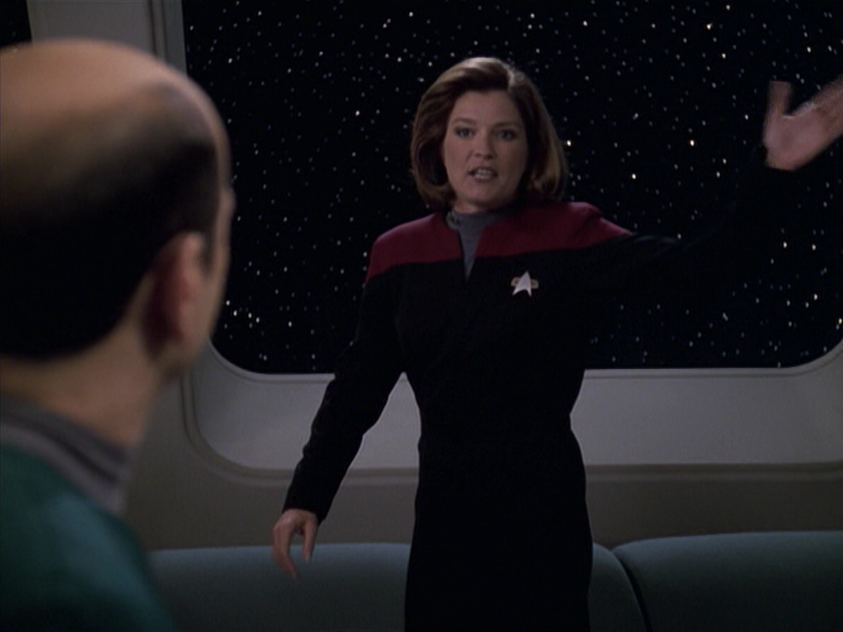 extant_StarTrek_VOY_6x13-Virtuoso_02307.jpg