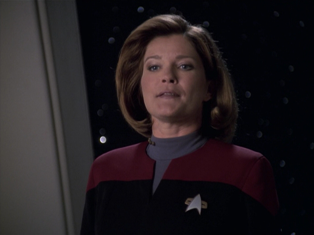 extant_StarTrek_VOY_6x13-Virtuoso_02314.jpg