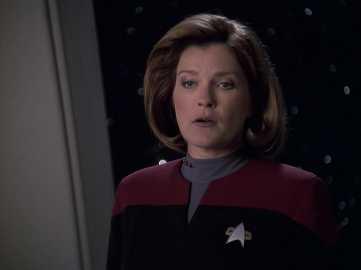 extant_StarTrek_VOY_6x13-Virtuoso_02326.jpg
