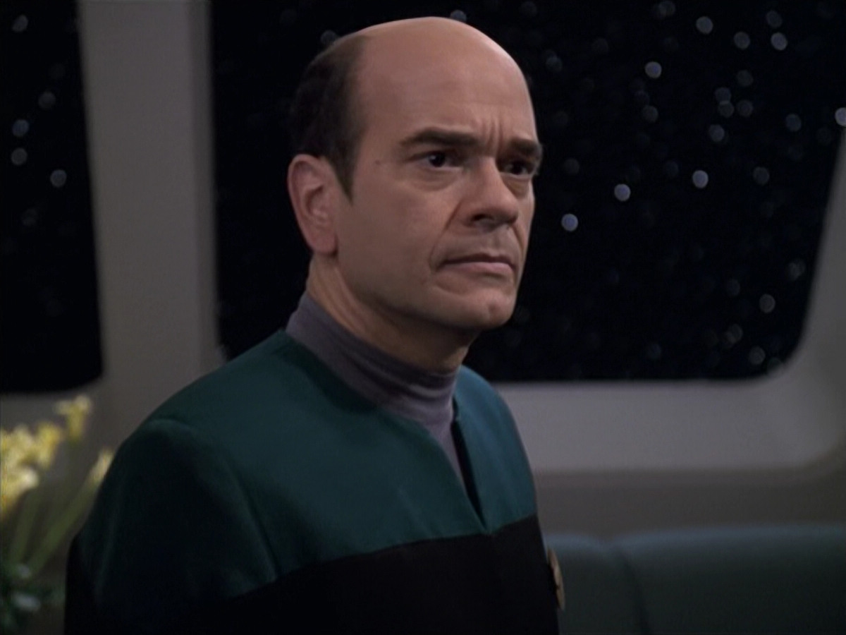 extant_StarTrek_VOY_6x13-Virtuoso_02361.jpg
