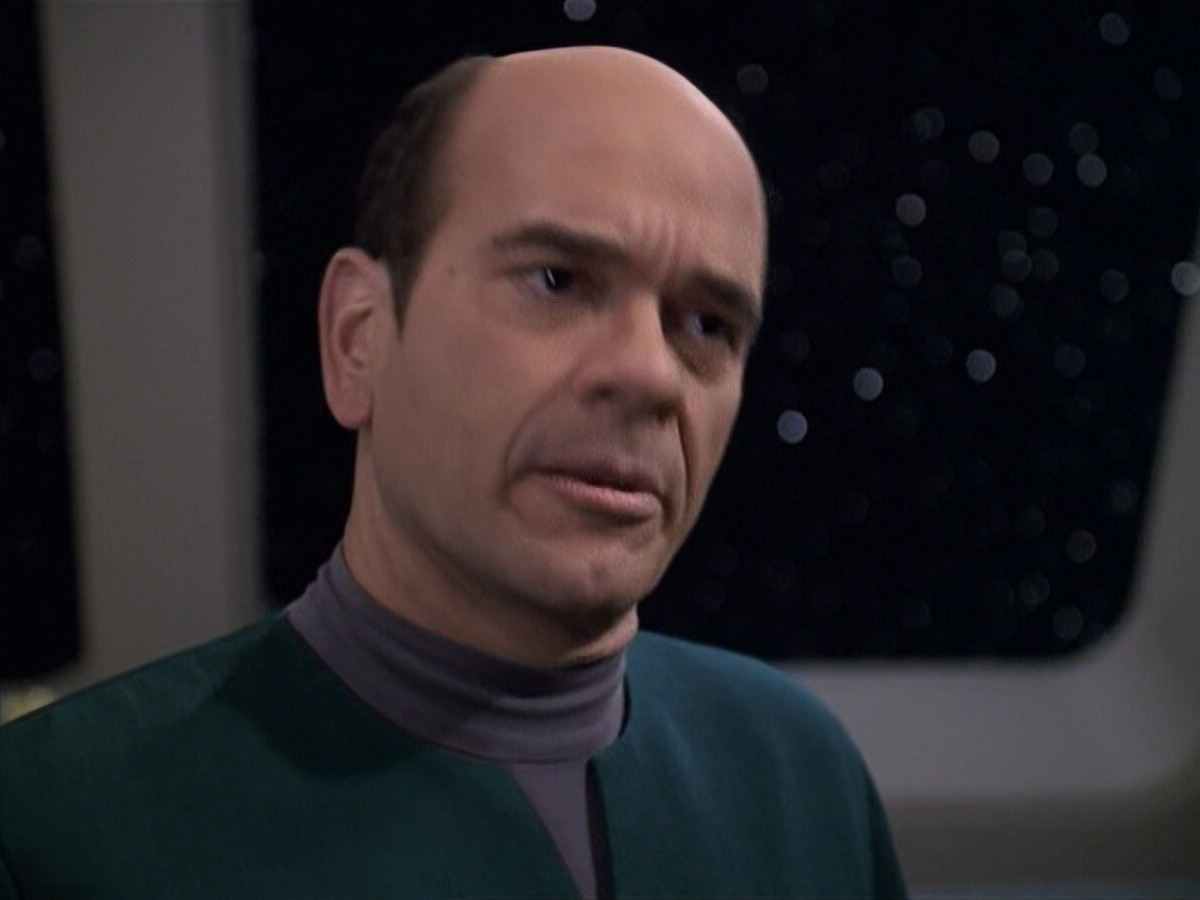 extant_StarTrek_VOY_6x13-Virtuoso_02364.jpg