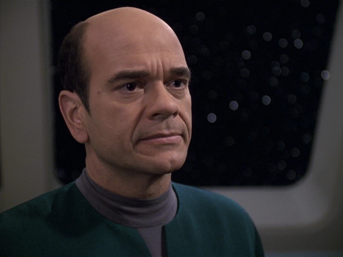 extant_StarTrek_VOY_6x13-Virtuoso_02377.jpg