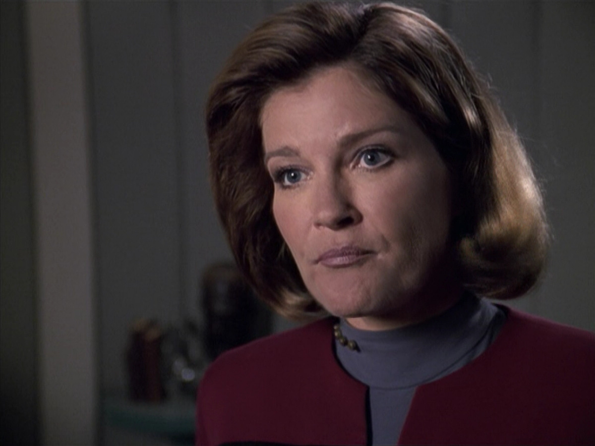 extant_StarTrek_VOY_6x13-Virtuoso_02380.jpg
