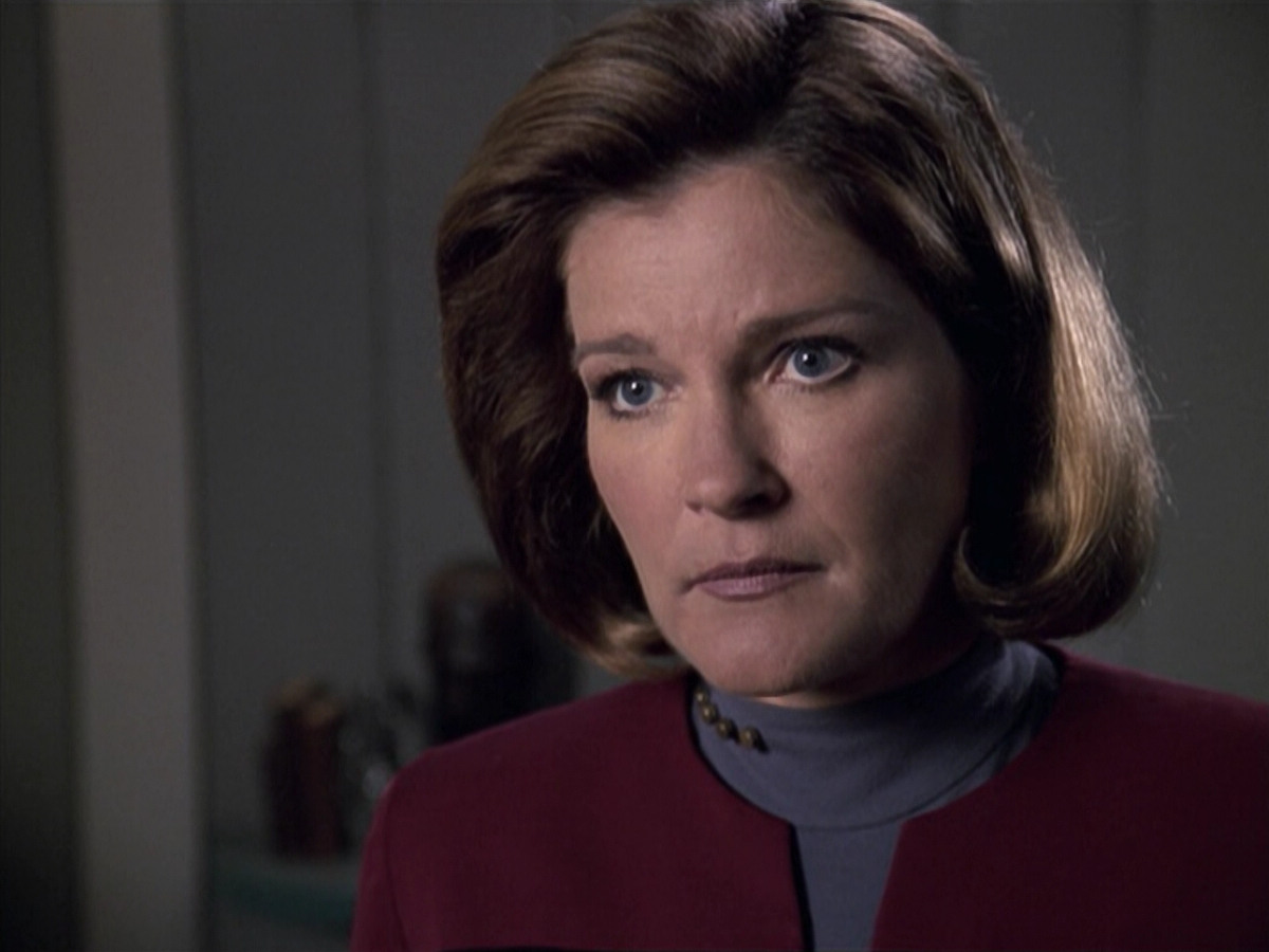 extant_StarTrek_VOY_6x13-Virtuoso_02384.jpg