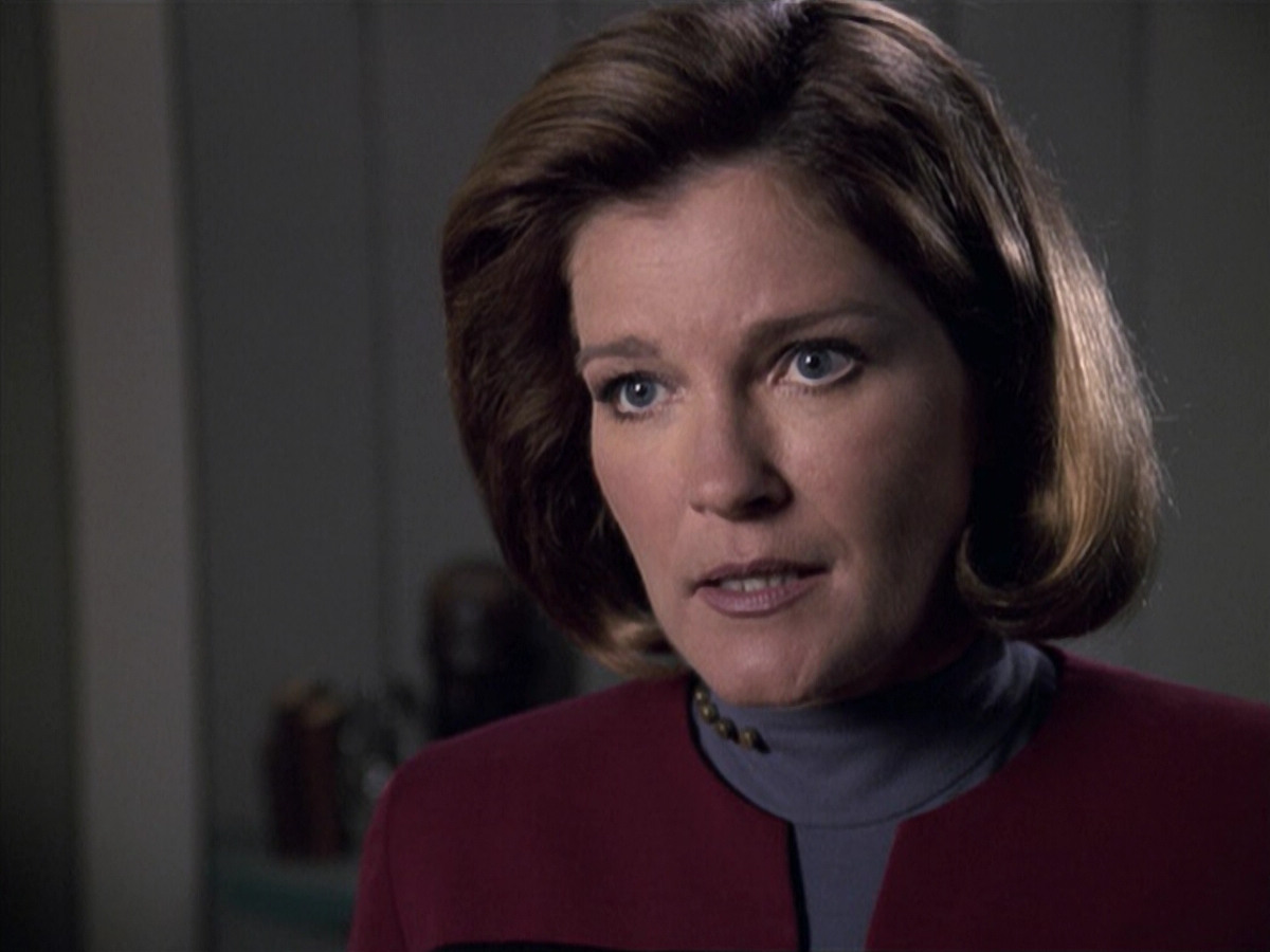 extant_StarTrek_VOY_6x13-Virtuoso_02385.jpg