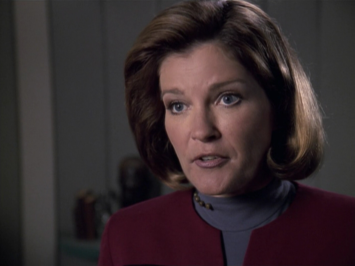 extant_StarTrek_VOY_6x13-Virtuoso_02386.jpg