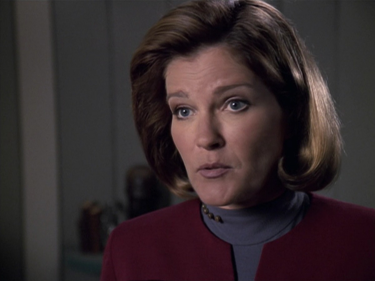 extant_StarTrek_VOY_6x13-Virtuoso_02389.jpg