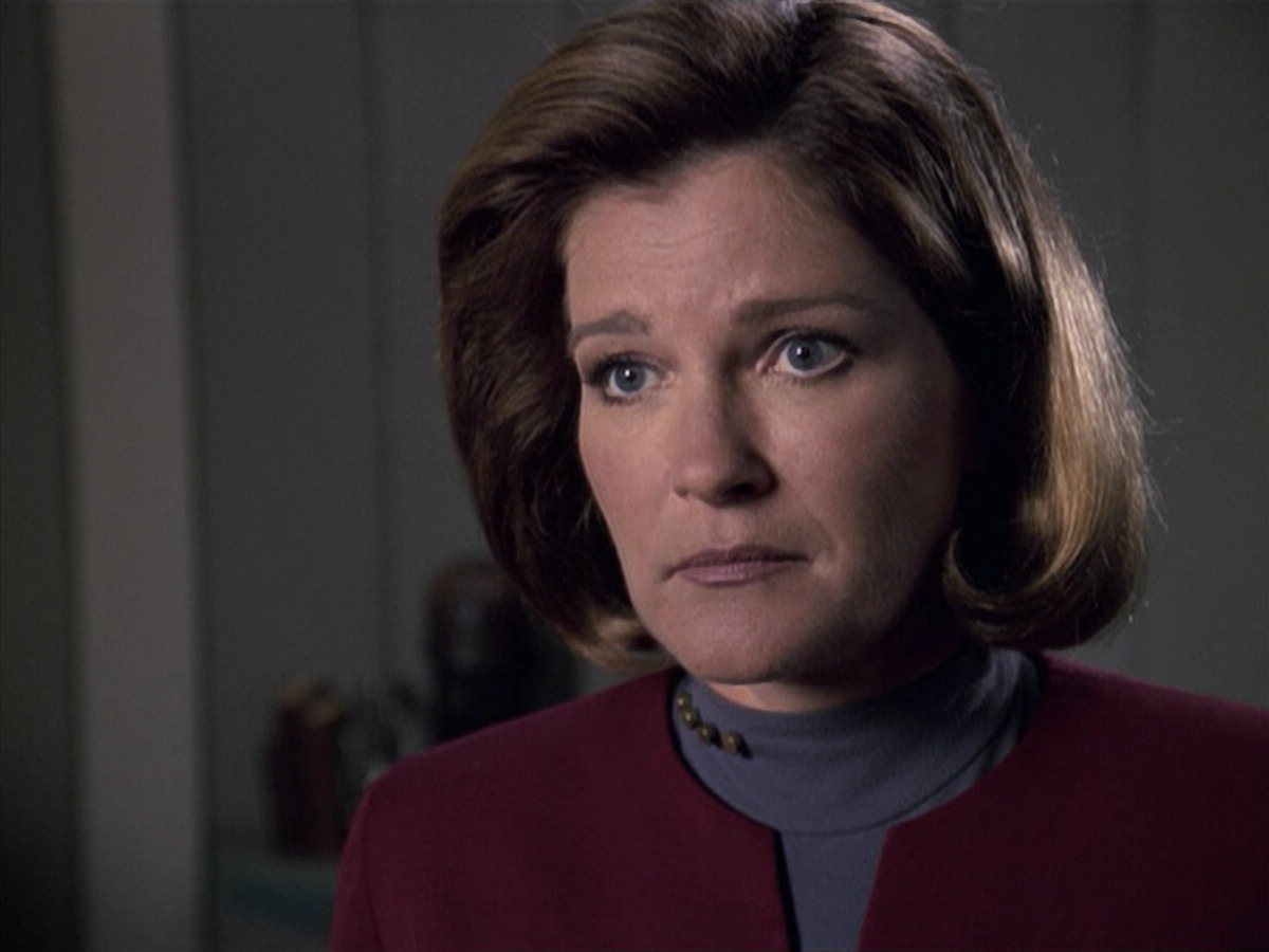 extant_StarTrek_VOY_6x13-Virtuoso_02392.jpg