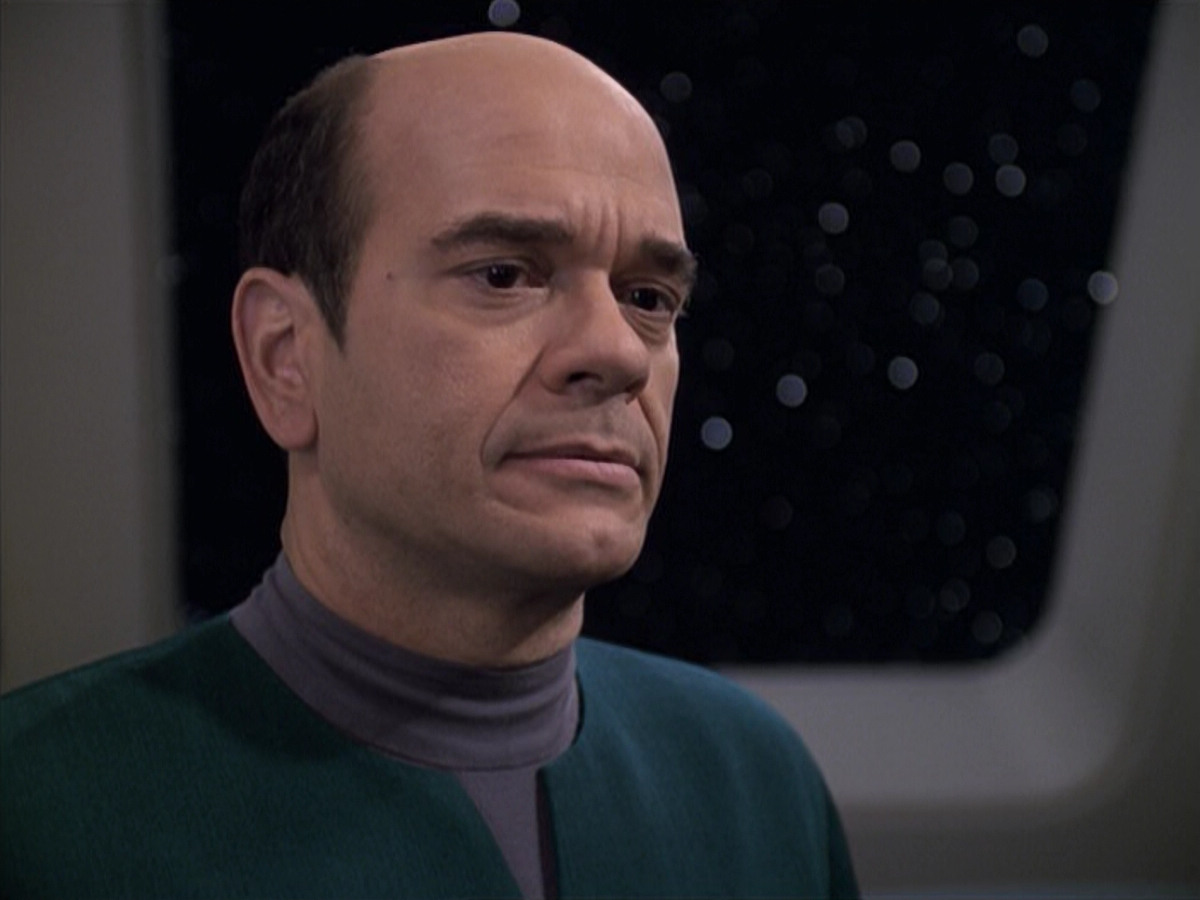 extant_StarTrek_VOY_6x13-Virtuoso_02396.jpg