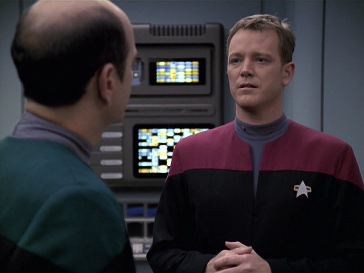 extant_StarTrek_VOY_6x13-Virtuoso_02458.jpg