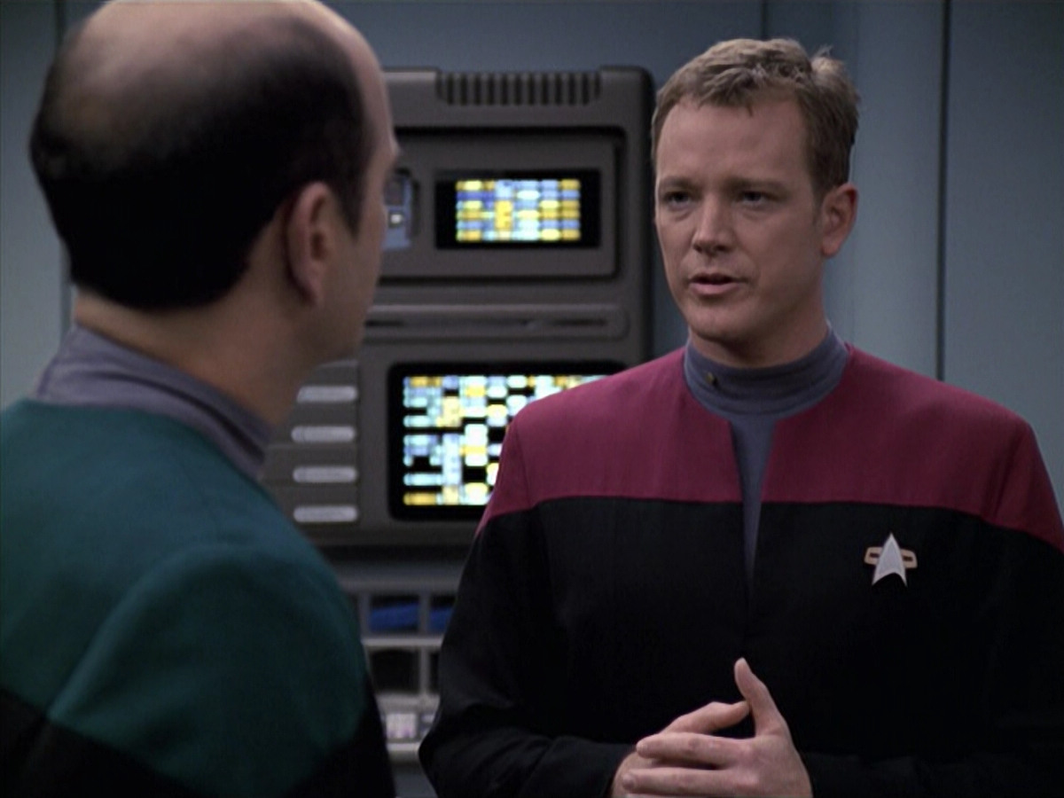 extant_StarTrek_VOY_6x13-Virtuoso_02460.jpg