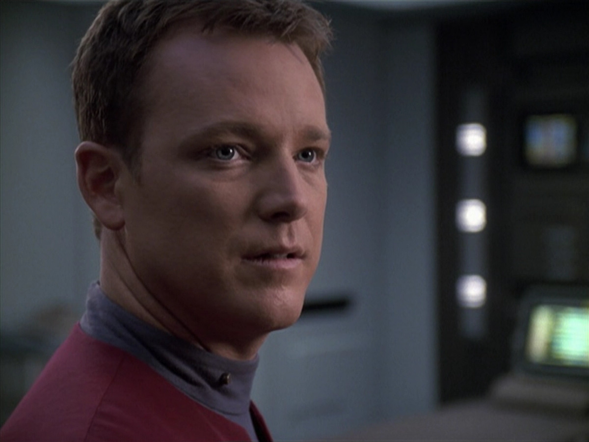 extant_StarTrek_VOY_6x13-Virtuoso_02497.jpg