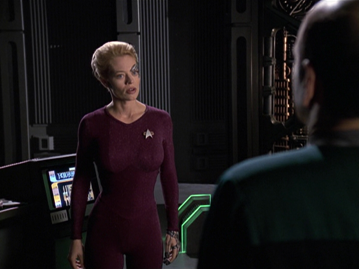 extant_StarTrek_VOY_6x13-Virtuoso_02578.jpg
