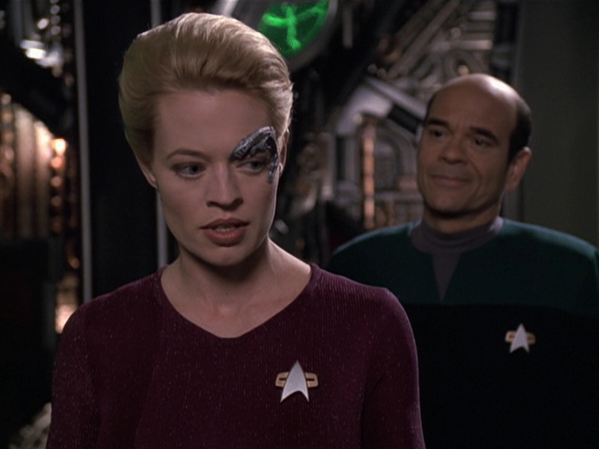 extant_StarTrek_VOY_6x13-Virtuoso_02629.jpg
