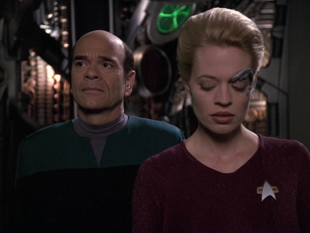extant_StarTrek_VOY_6x13-Virtuoso_02654.jpg