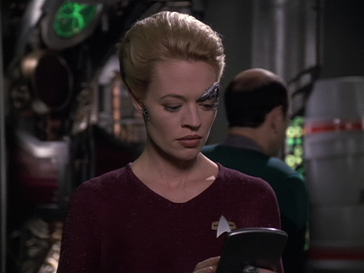 extant_StarTrek_VOY_6x13-Virtuoso_02694.jpg