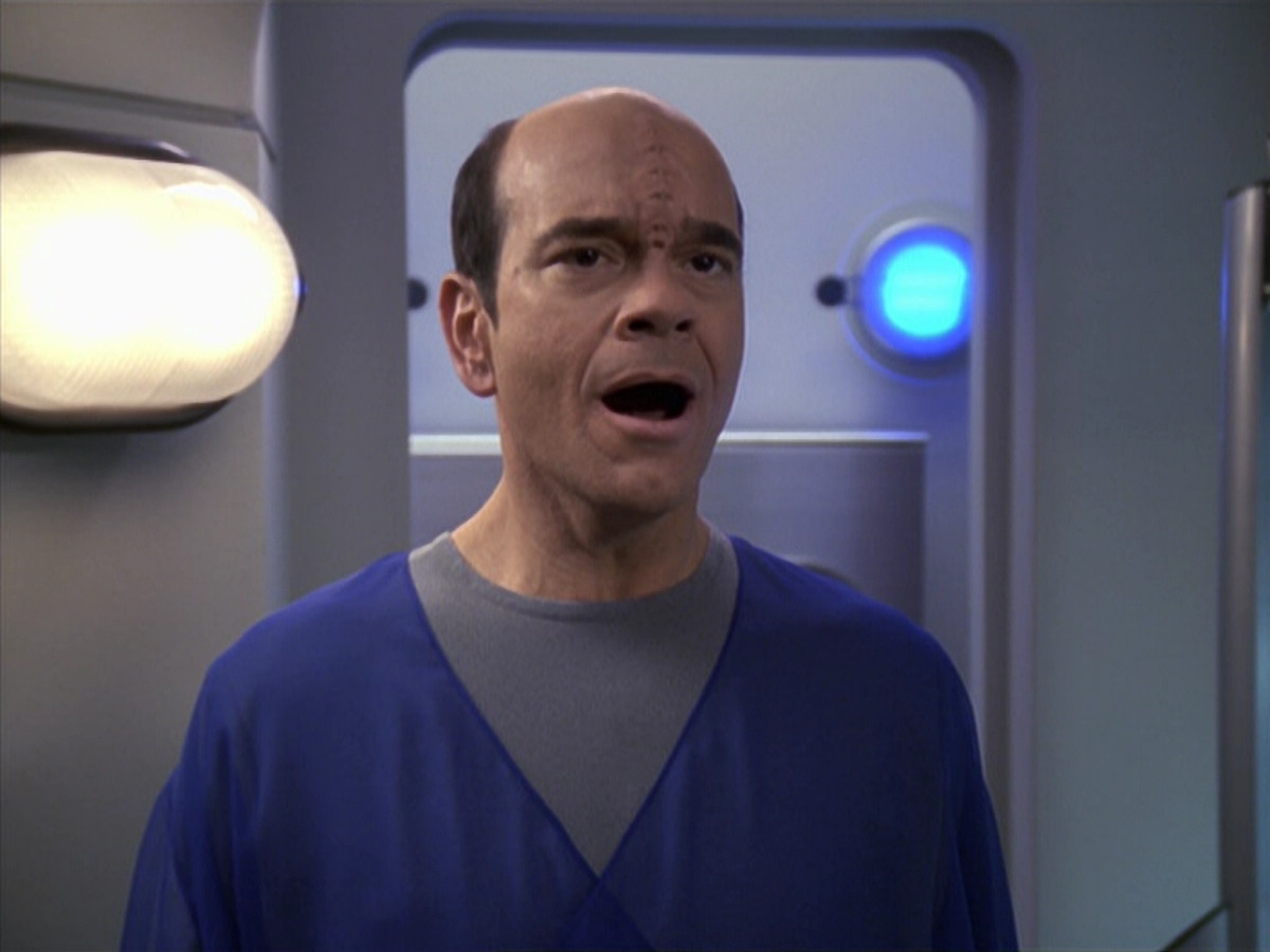 extant_StarTrek_VOY_6x13-Virtuoso_02814.jpg