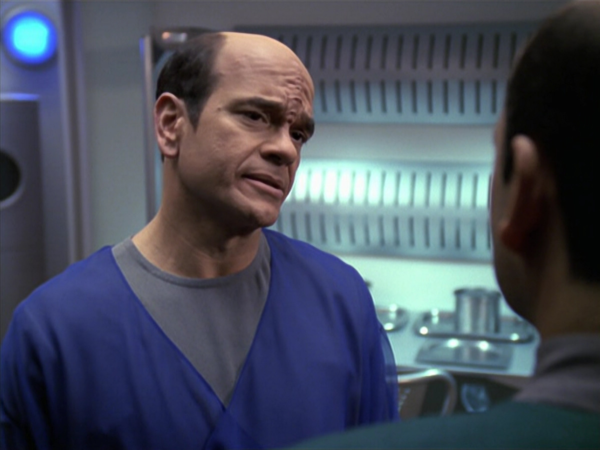extant_StarTrek_VOY_6x13-Virtuoso_02830.jpg