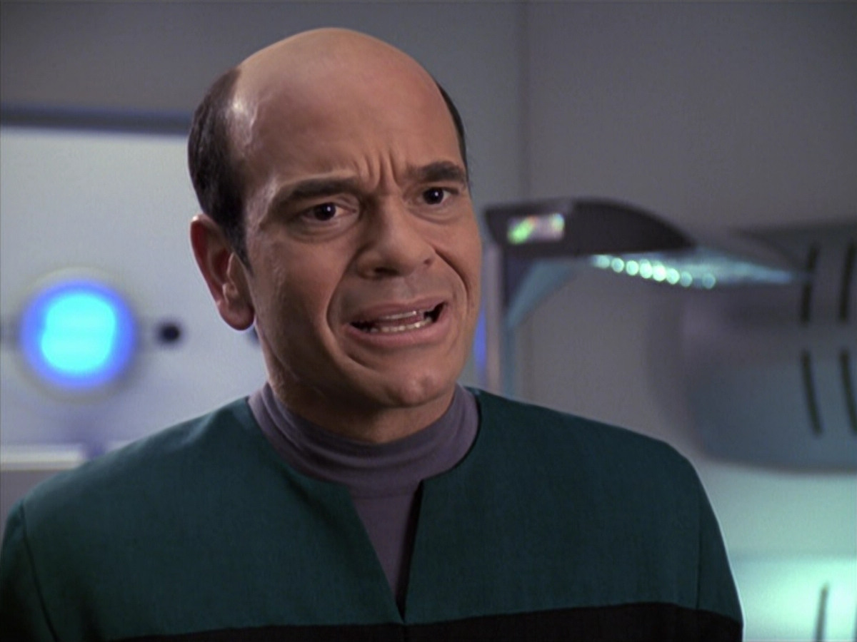 extant_StarTrek_VOY_6x13-Virtuoso_02919.jpg