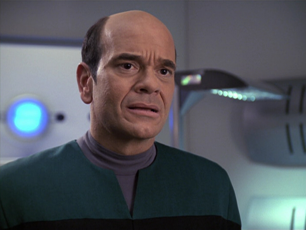 extant_StarTrek_VOY_6x13-Virtuoso_02931.jpg