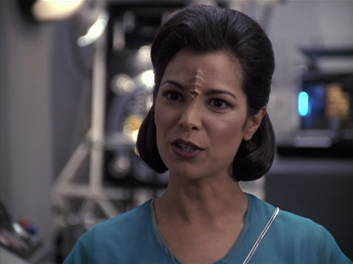 extant_StarTrek_VOY_6x13-Virtuoso_02958.jpg