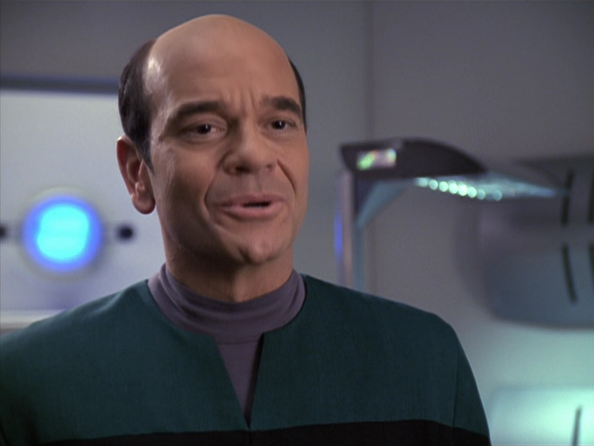 extant_StarTrek_VOY_6x13-Virtuoso_02967.jpg