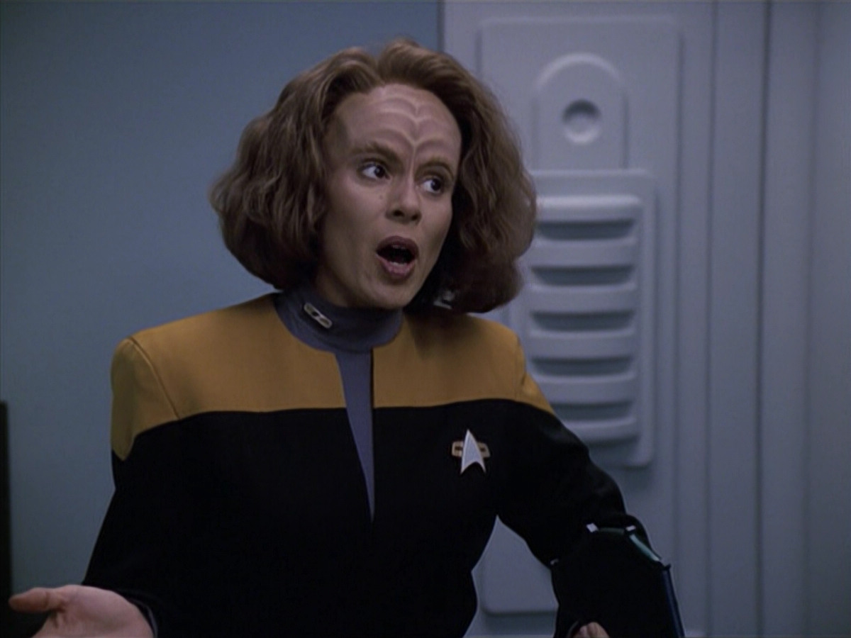 extant_StarTrek_VOY_6x13-Virtuoso_03089.jpg