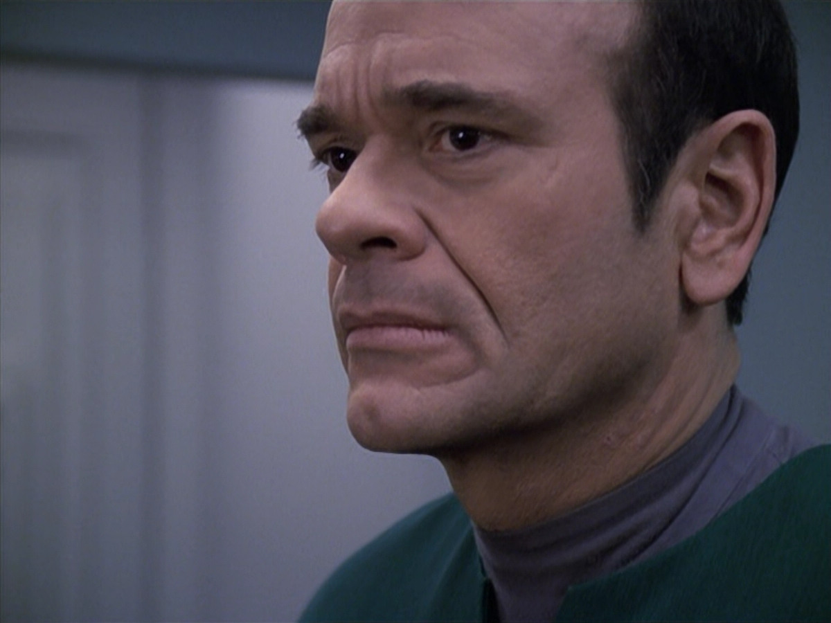 extant_StarTrek_VOY_6x13-Virtuoso_03099.jpg