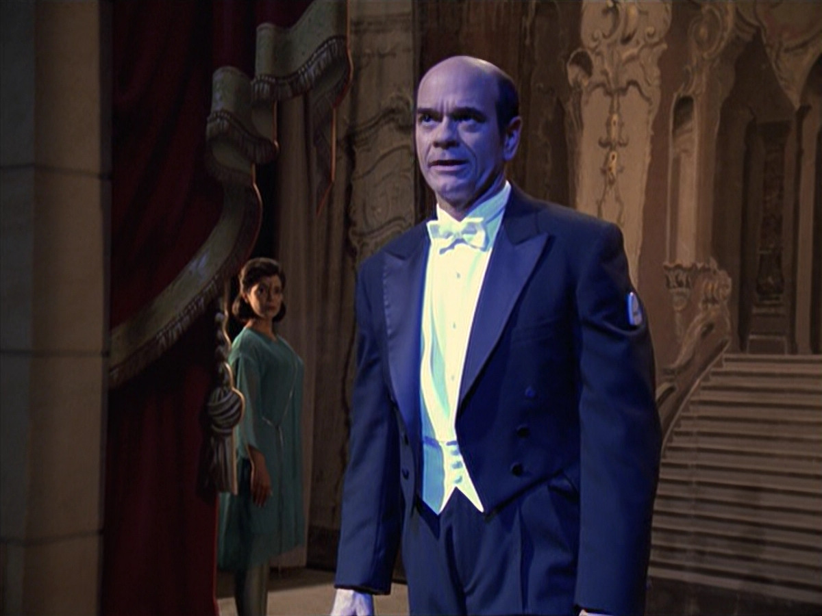 extant_StarTrek_VOY_6x13-Virtuoso_03150.jpg