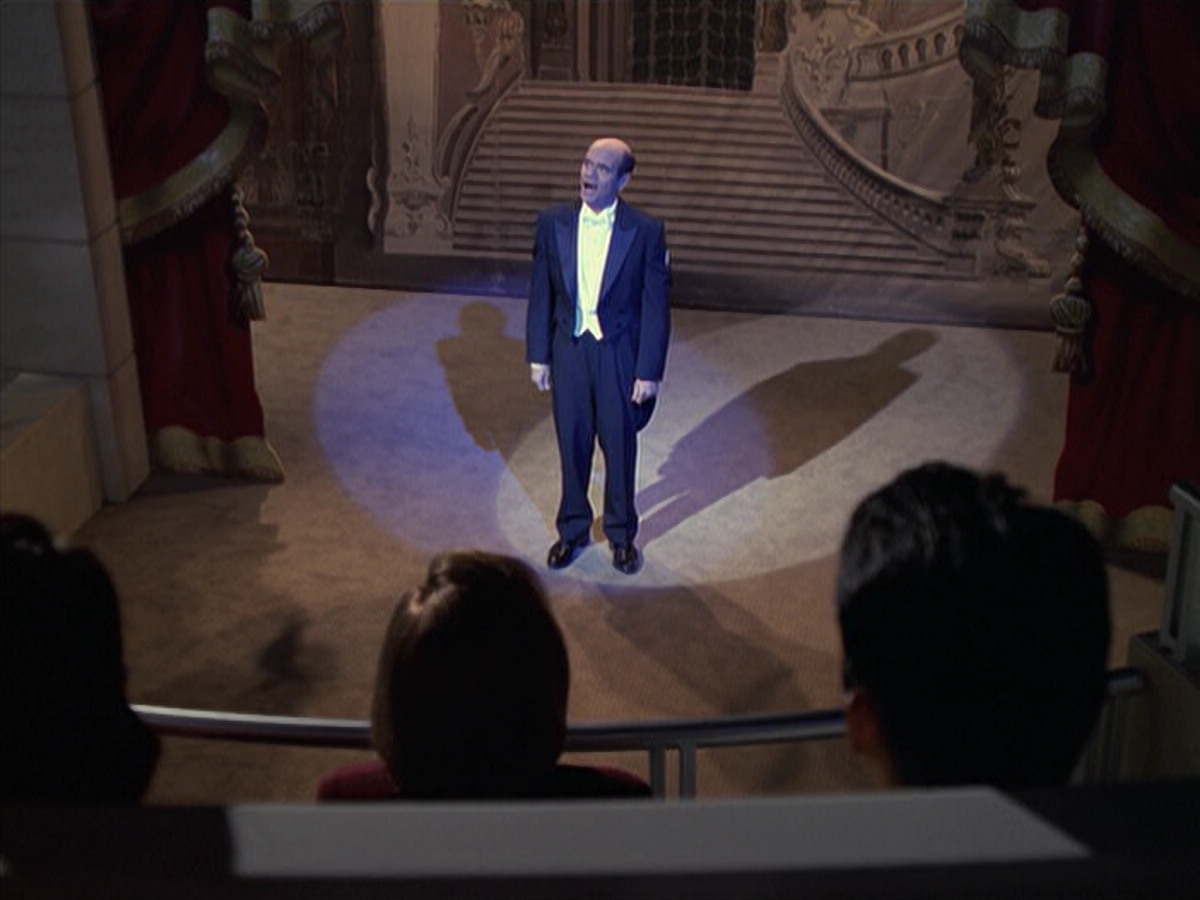 extant_StarTrek_VOY_6x13-Virtuoso_03195.jpg