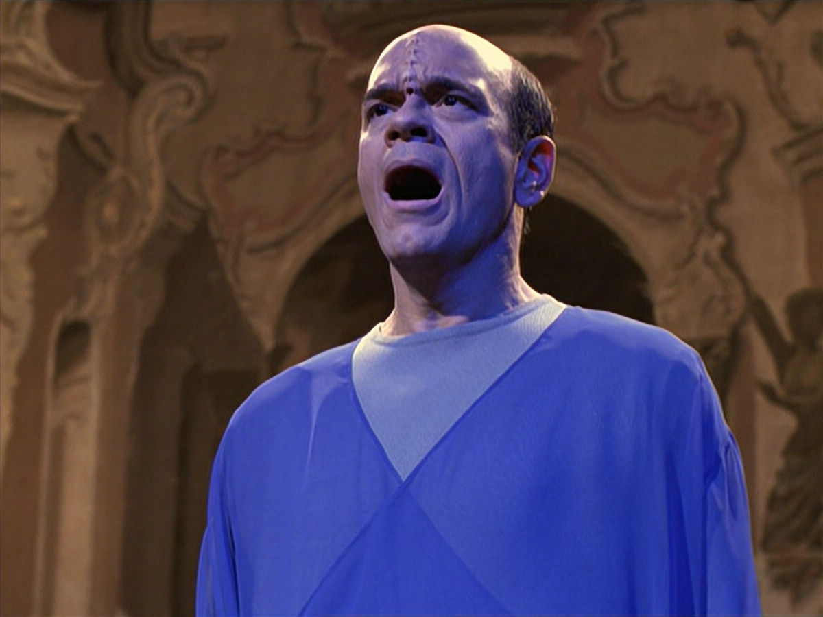 extant_StarTrek_VOY_6x13-Virtuoso_03380.jpg