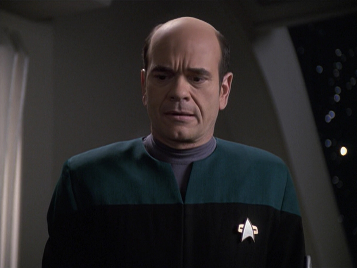 extant_StarTrek_VOY_6x13-Virtuoso_03441.jpg