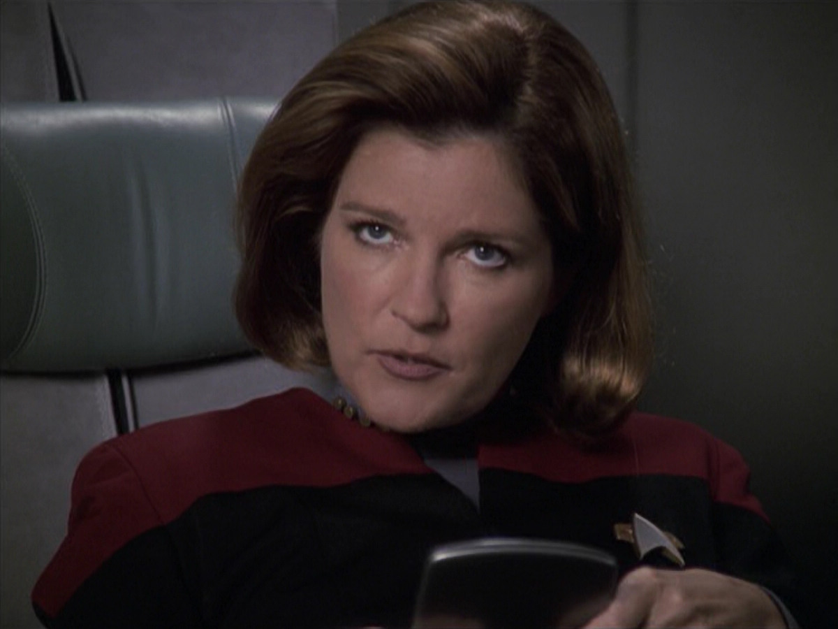 extant_StarTrek_VOY_6x13-Virtuoso_03446.jpg