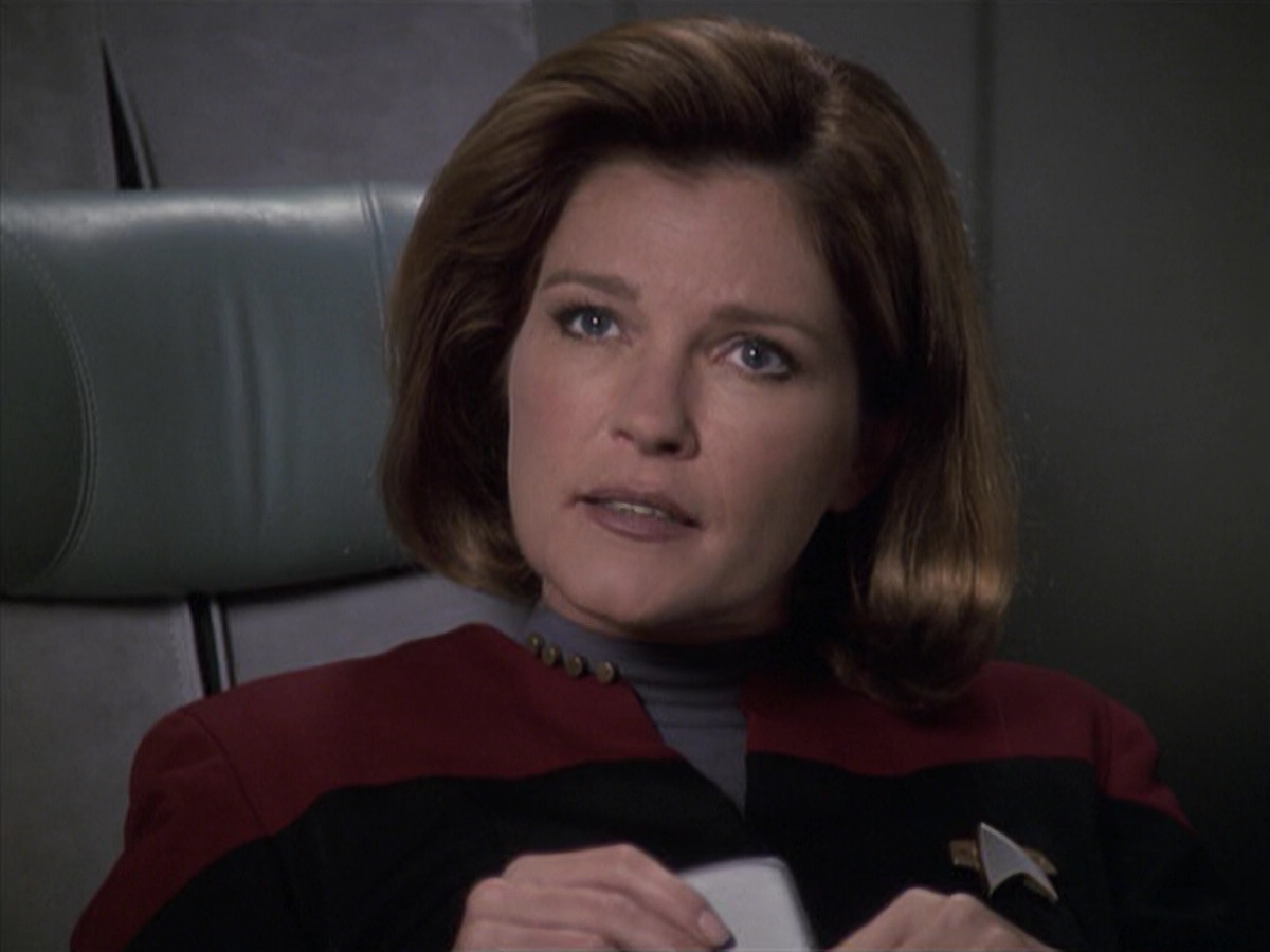 extant_StarTrek_VOY_6x13-Virtuoso_03465.jpg