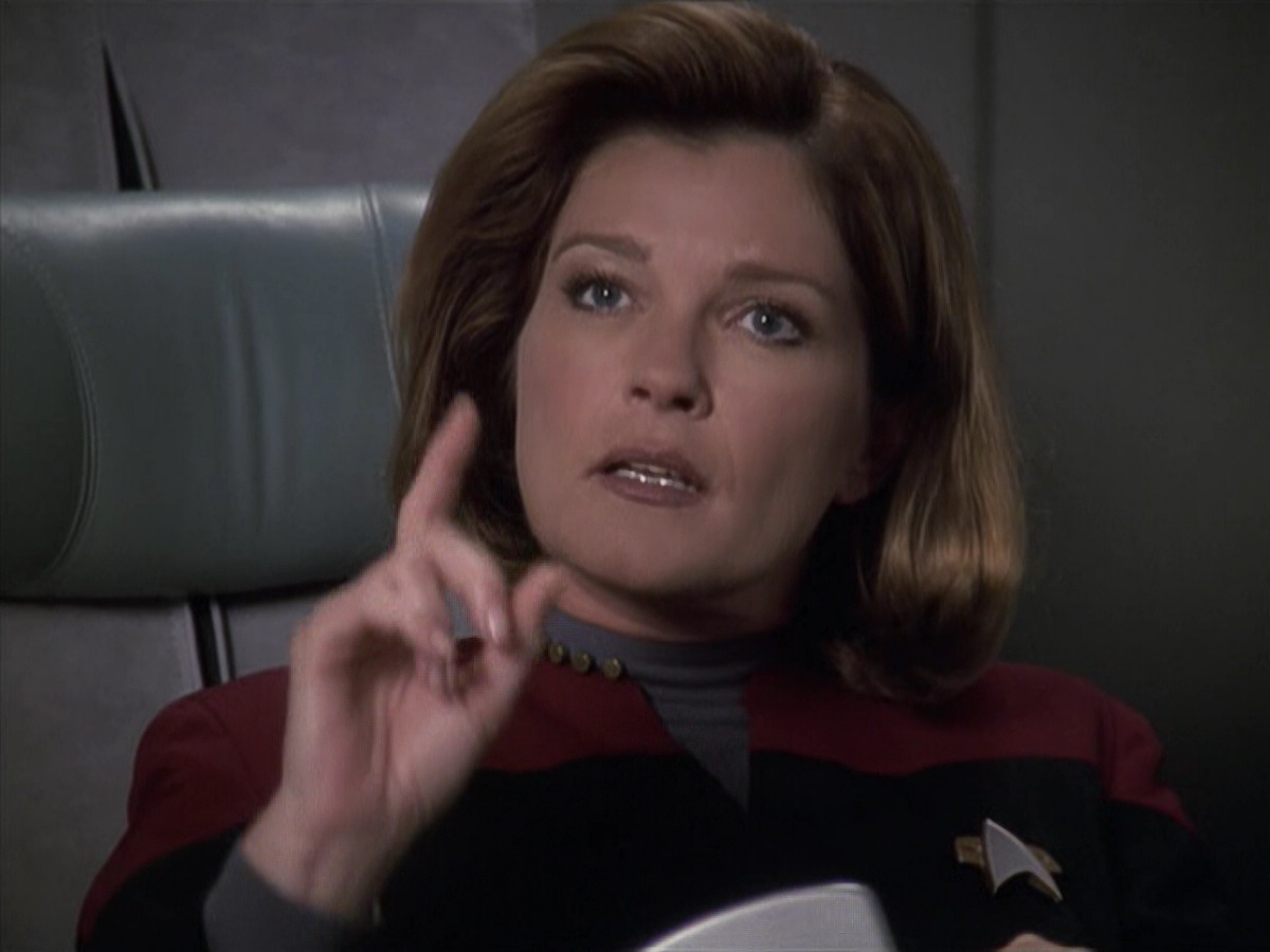 extant_StarTrek_VOY_6x13-Virtuoso_03467.jpg