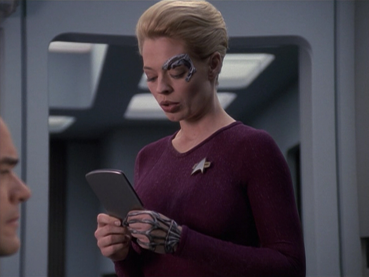 extant_StarTrek_VOY_6x13-Virtuoso_03557.jpg