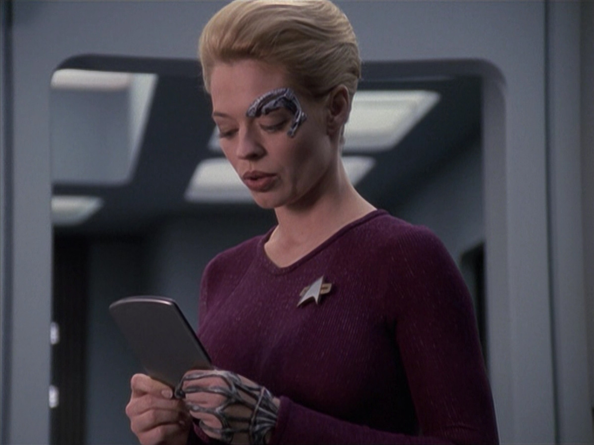 extant_StarTrek_VOY_6x13-Virtuoso_03559.jpg