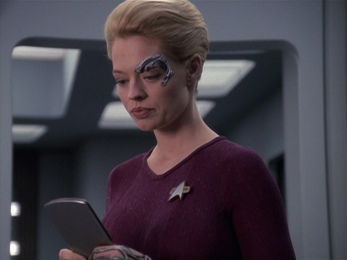 extant_StarTrek_VOY_6x13-Virtuoso_03561.jpg