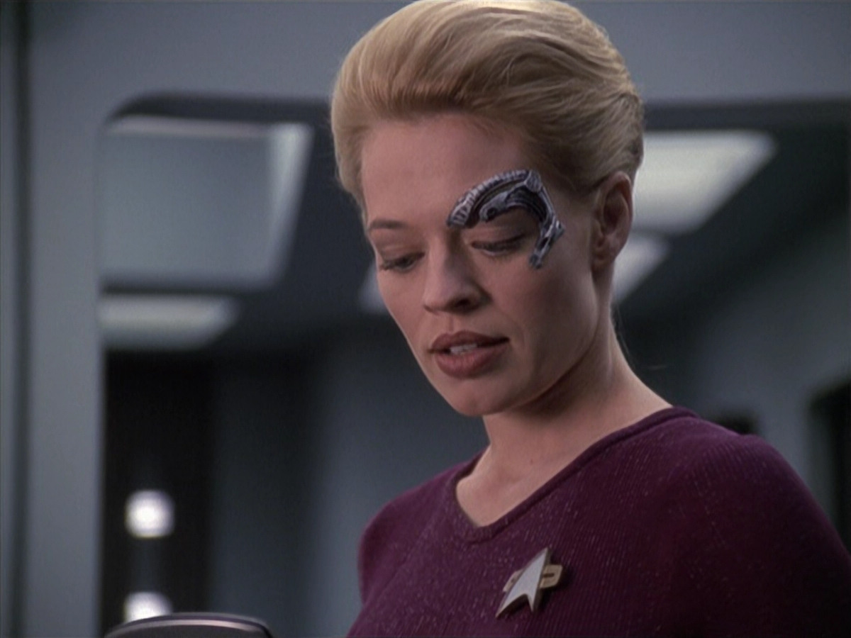 extant_StarTrek_VOY_6x13-Virtuoso_03570.jpg